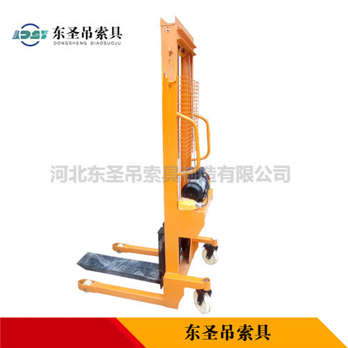 熱軋處理C型鋼2t手動液壓堆高車側面展示--河北東圣吊索具制造有限公司--液壓堆高車|手動叉車|小型攪拌機|石材夾具 熱軋處理C型鋼2t手動液壓堆高車側面展示--河北東圣吊索具制造有限公司--液壓堆高車|手動叉車|小型攪拌機|石材夾具