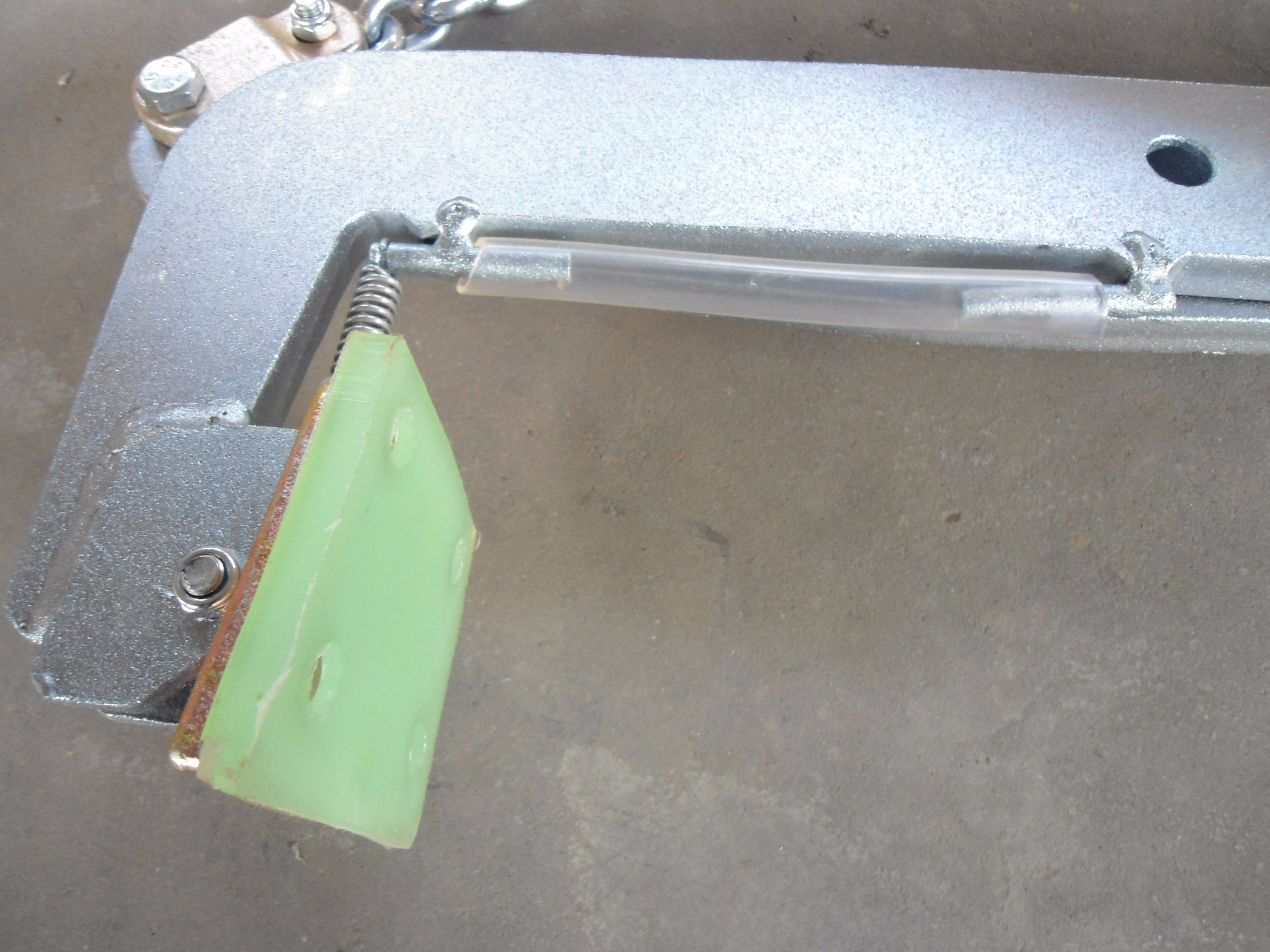 經(jīng)過熱鍍鋅石材夾具表面標準樣式供您參考--河北東圣吊索具制造有限公司--石材夾具|液壓堆高車|手動叉車|小型攪拌機 經(jīng)過熱鍍鋅石材夾具表面標準樣式供您參考--河北東圣吊索具制造有限公司--石材夾具|液壓堆高車|手動叉車|小型攪拌機