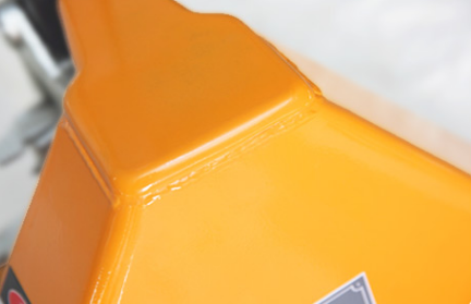 手動叉車圖片展示焊接細節--河北東圣吊索具制造有限公司--手動叉車|液壓堆高車|小型攪拌機|石材夾具 手動叉車圖片展示焊接細節--河北東圣吊索具制造有限公司--手動叉車|液壓堆高車|小型攪拌機|石材夾具